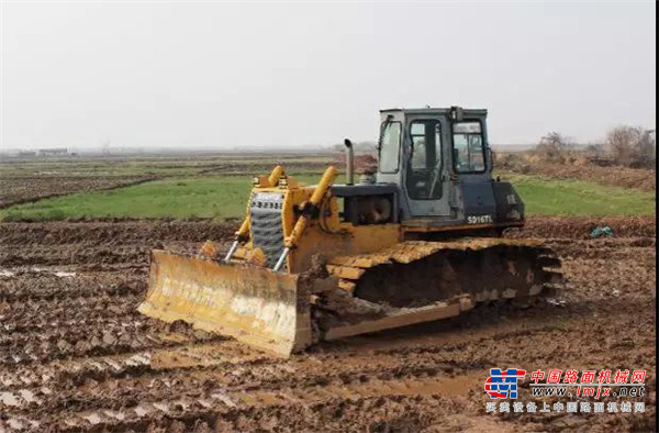 山推赋能高标准农田建设项目 江西用户情有独钟