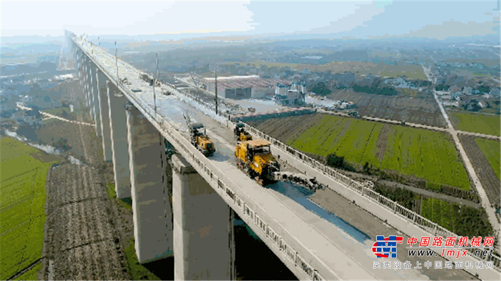 徐工铣刨机组团助力世界首座、最大跨度公铁两用斜拉桥
