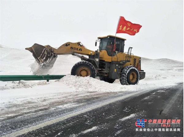 雪灾无情，临工有爱 --山东临工&青海广汇积极参与玉树雪灾救援