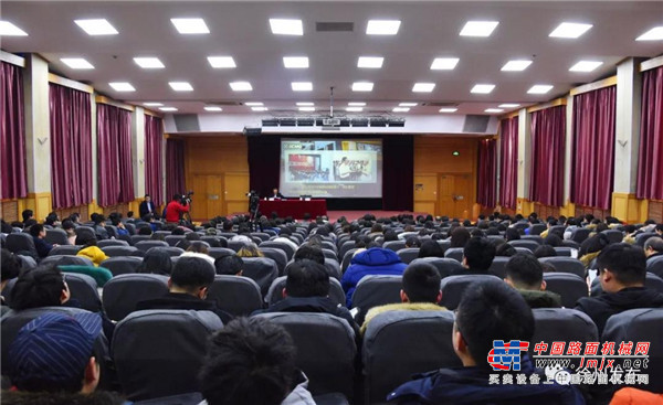 一起来倾听，徐工掌门人的故事：从困境到巅峰