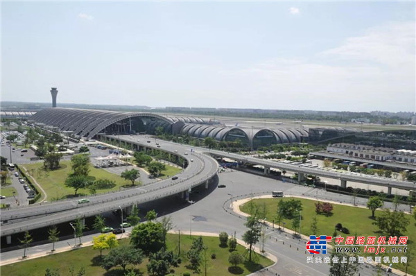 携手共建绿色机场 四川机场集团与比亚迪签署战略合作协议