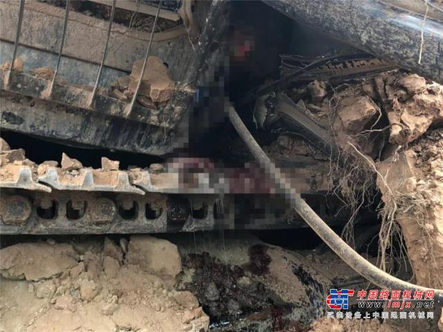 四川遂宁砖厂施工导致塌方，挖掘机驾驶员被埋不幸身亡