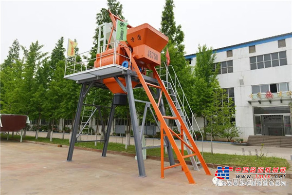 方圆：建设机械有限公司精益管理促生产 批量出口发货忙