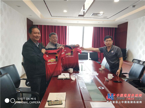 科勒（中国）市场部高级经理董重青一行到访中国工程机械工业协会