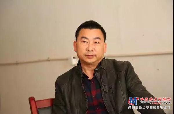 低调老板的山推情结：始于品质，忠于服务