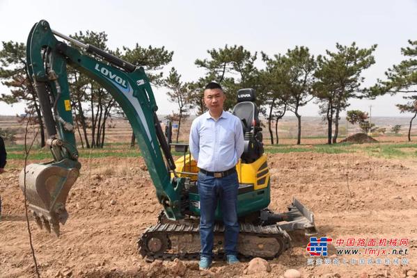 “私人订制”雷沃工程机械 精准满足用户个性化需求
