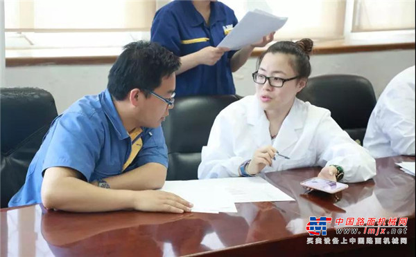 徐工消防为职工送清凉送健康