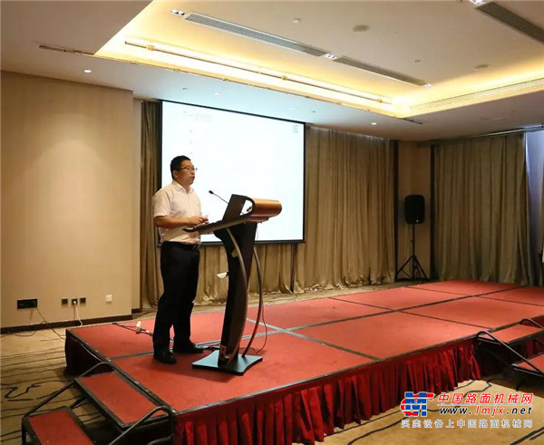 “时不我待，势在赢•销” 安徽柳工经销商业务人员半年度营销会议圆满成功