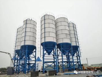 方圆：”克服困难 服务用户
