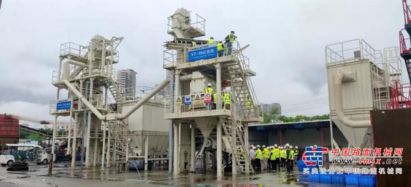 两岸混凝土技术交流访问团莅临南方路机考察交流