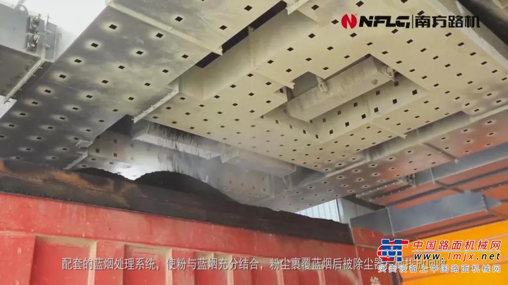 南方路机原再生一体式沥青混合料搅拌设备应用于天津鼎华