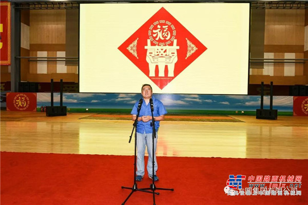 方圆集团与烟台大学机电汽车工程学院来集团实习的学生举行座谈