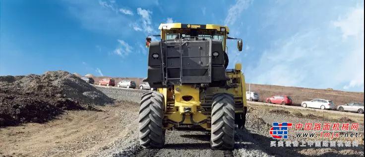 舒适又安全 宝马格路拌机/冷再生机成为道路施工首选