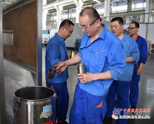 方圆：防暑降温绿豆汤 关爱员工送清凉