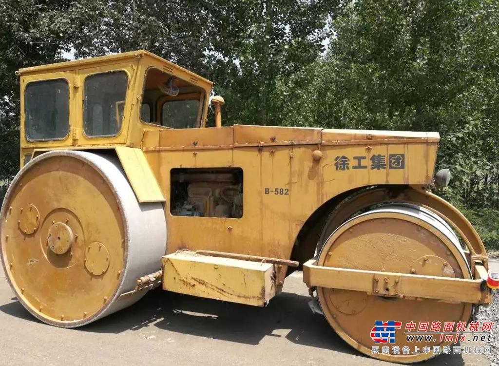 徐工近50岁高龄的压路机，力证什么是“用不毁”！