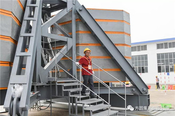 方圆集团起重机械厂职工在烟台市吊装技能竞赛中获奖
