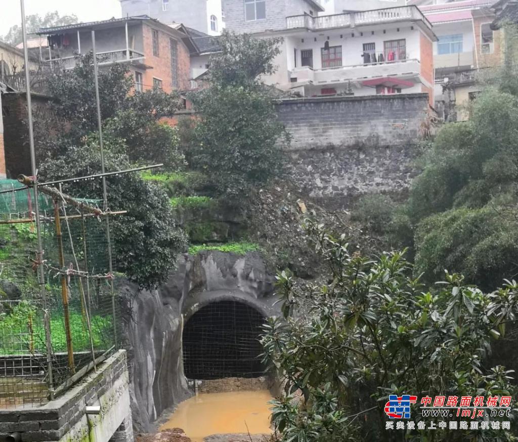 近20台徐工悬臂式隧道掘进机挑战山城超级工程！