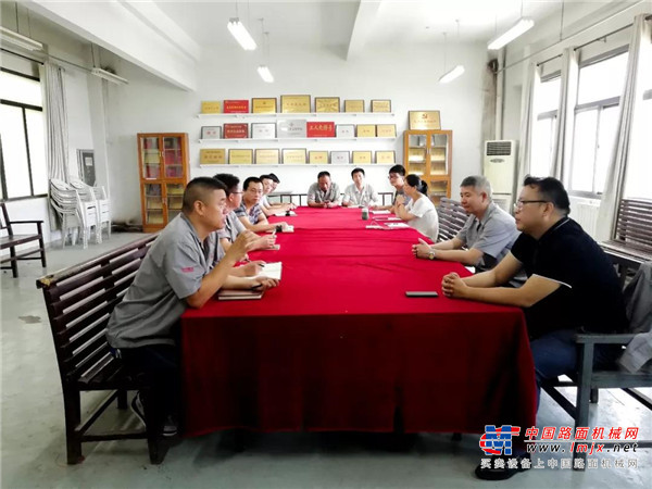 胡林到基层联系点进行“不忘初心、牢记使命”主题教育专题调研