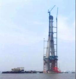 山推建友助力国内最高世界跨度最大—沪通长江大桥