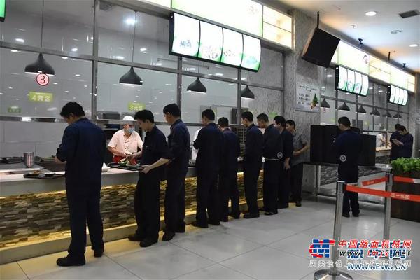 新华社的镜头下，三一“不眠城”如此美丽