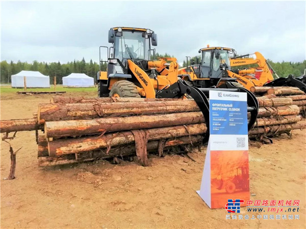 柳工林业机械俄联邦伐木冠军争霸赛展风彩