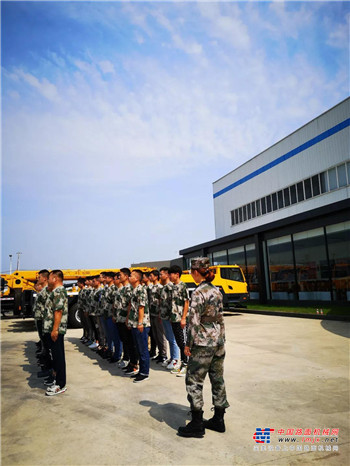 以奋斗的姿态努力向前—— 安徽柳工第一期“营销特种兵”开班仪式成功举办
