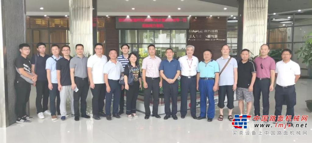 广东省惠州市住房和城乡建设局总建筑师谢伟艺一行莅临南方路机