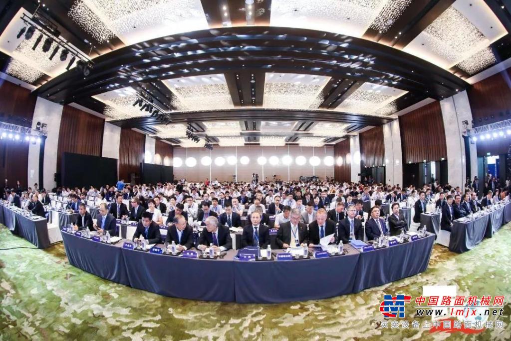 珠海仕高玛公司亮相北京BICES 2019，荣获2019年度零部件产品及应用奖！