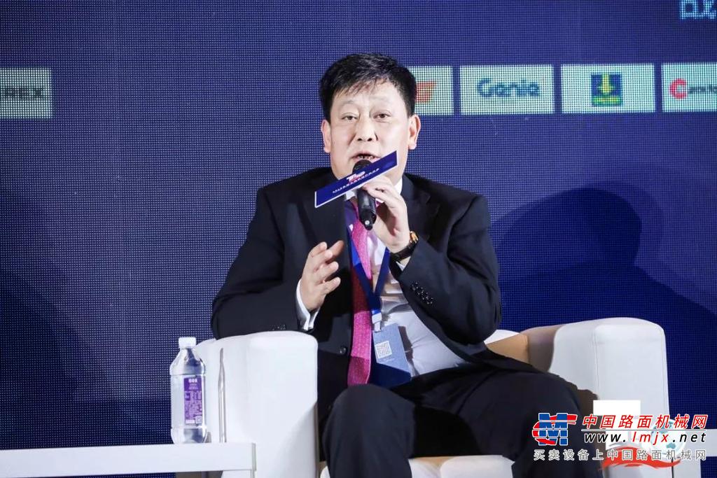 征战海外！柳工，享誉全球的中国制造名片！