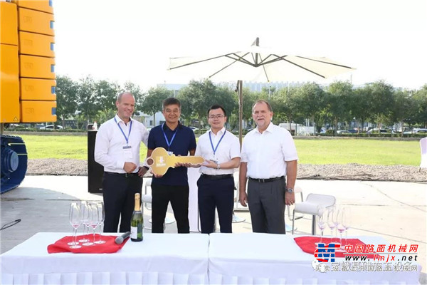 宝峨中国2019厂内展在天津举行，BG 15 H低净空旋挖钻机首次在国内展出