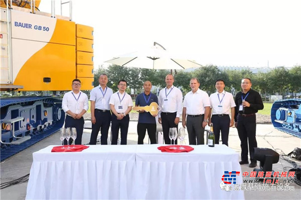 宝峨中国2019厂内展在天津举行，BG 15 H低净空旋挖钻机首次在国内展出