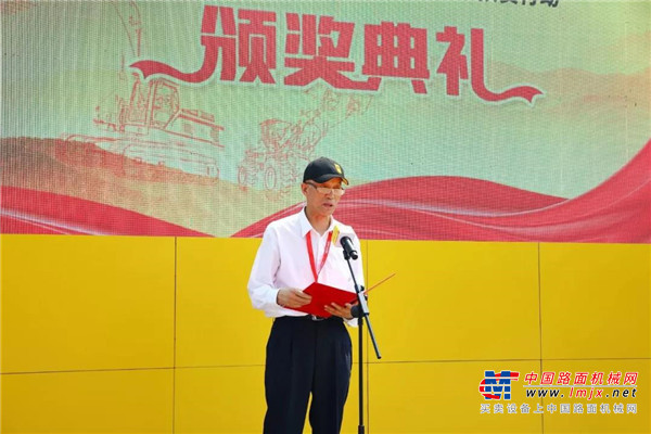 【BICES 2019】共享关怀 智启未来：山东临工精装亮相北京展，红色情爱心在线行动正式启动