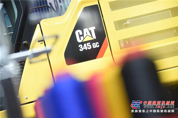 发布 | CAT®（卡特）家族再添新丁，重磅新机燃炸BICES 2019！