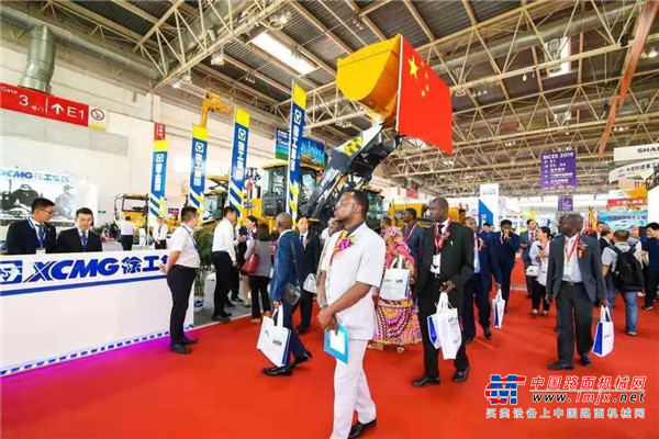 助力非洲发展，徐工这样做！
