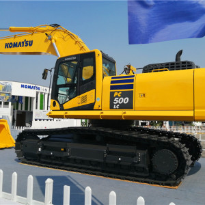 小松50吨级10M0新品挖掘机正式发布