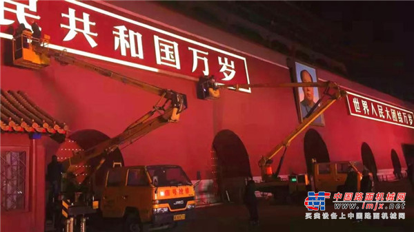 徐工专用车再放大招？成套化装备带您领略智“绘”城市