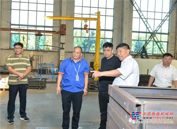 荣成市住宅开发有限公司董事长张大庆一行参观方圆集团