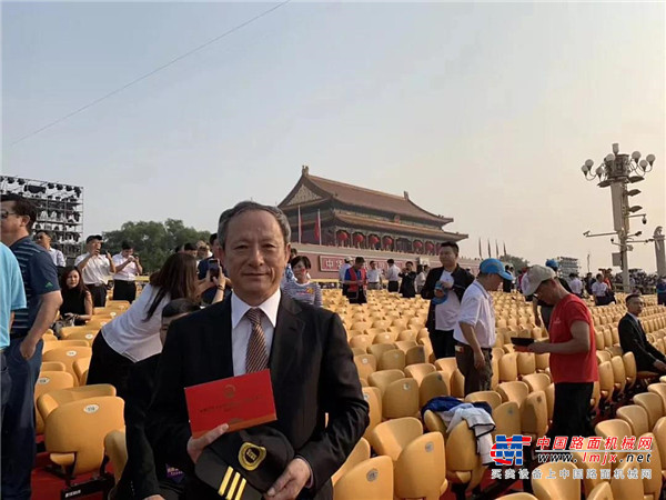 赫赫荣光，细数徐工精彩亮相国庆阅兵的动人时刻！