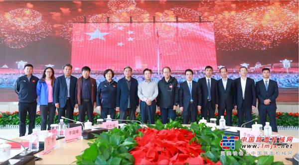 荣光！三一获授国庆联欢活动“001号感谢状”