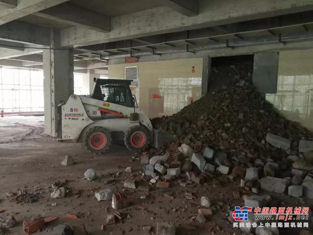“空中接力”，山猫“S兄弟”扬威重庆！
