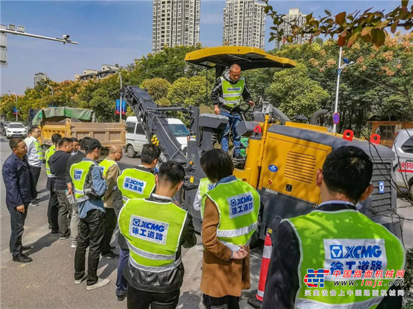 热情非凡！ 徐工中小型铣刨机巡展扬帆沈阳、大连、南昌！