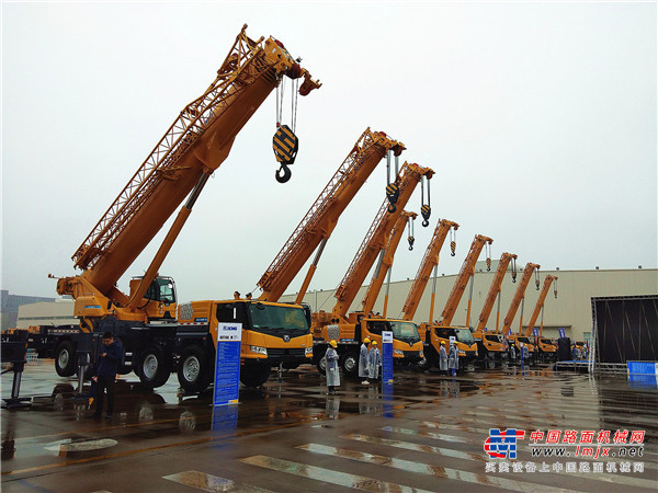 徐工起重机孙建忠：实现珠峰登顶目标，需要更好地聚焦产品本身