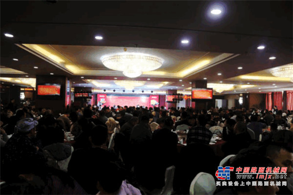 “交通强国梦·益路徐工情”主题营销活动荣膺2019中国工程机械十大营销事件！