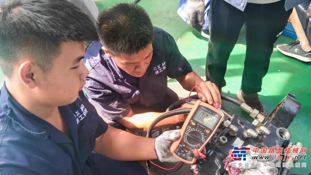 徐工：打铁还需自身硬 | 金牌服务再强化