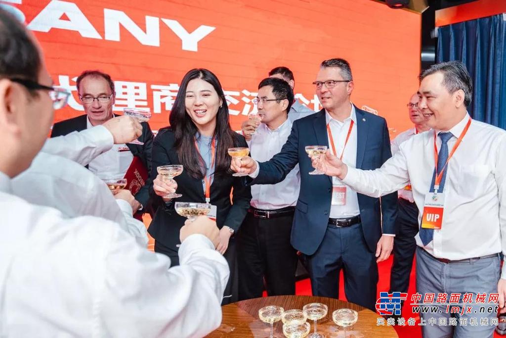机遇中国，赢在全球！400位海外代理商欢聚在三一