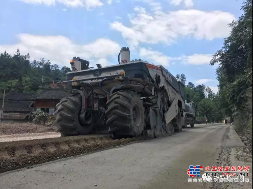 绿色道路养护 | 大厚度水泥就地冷再生技术成功应用于贵州凯里G320改造