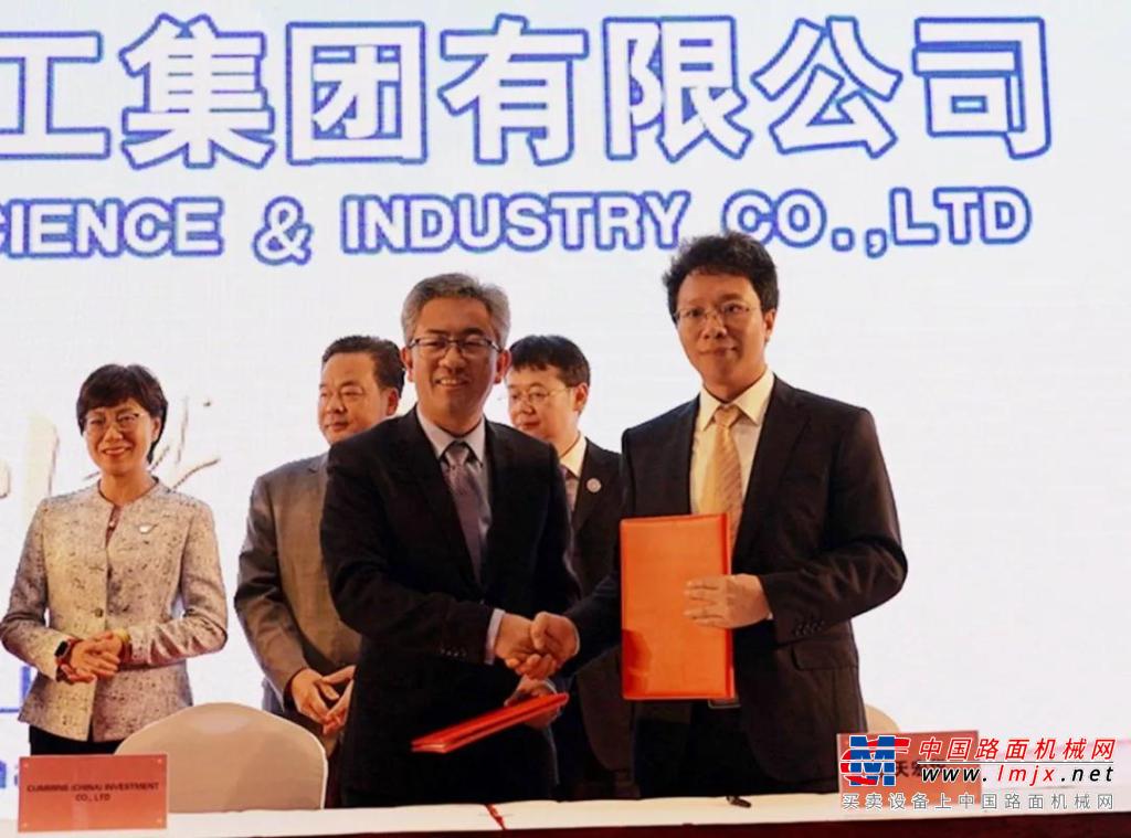 康明斯与中国领先企业在第二届中国国际进口博览会上签署一系列合作协议