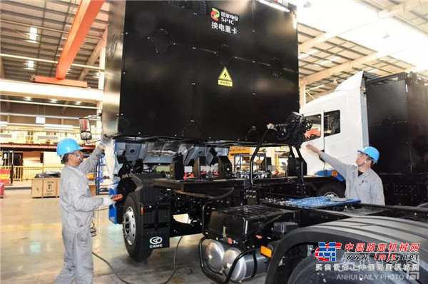 华菱星马：30台汉马H7换电式纯电动重卡即将发往北京市场