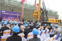 徐州地区首台徐工XR360E交付客户 助力家乡地铁建设