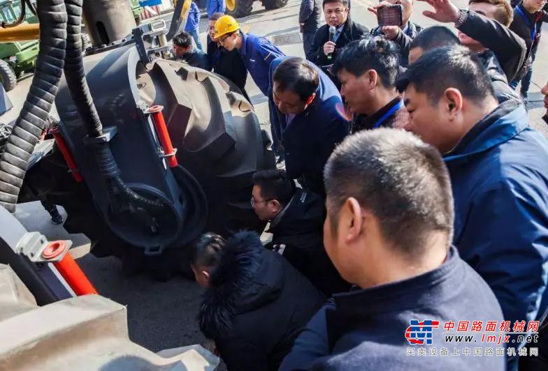 厚积迸发，携手共赢！冷再生高端客户徐工行圆满结束！
